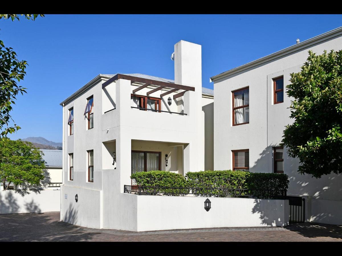 Sorbonne 1 - No Loadshedding Apartman Franschhoek Kültér fotó